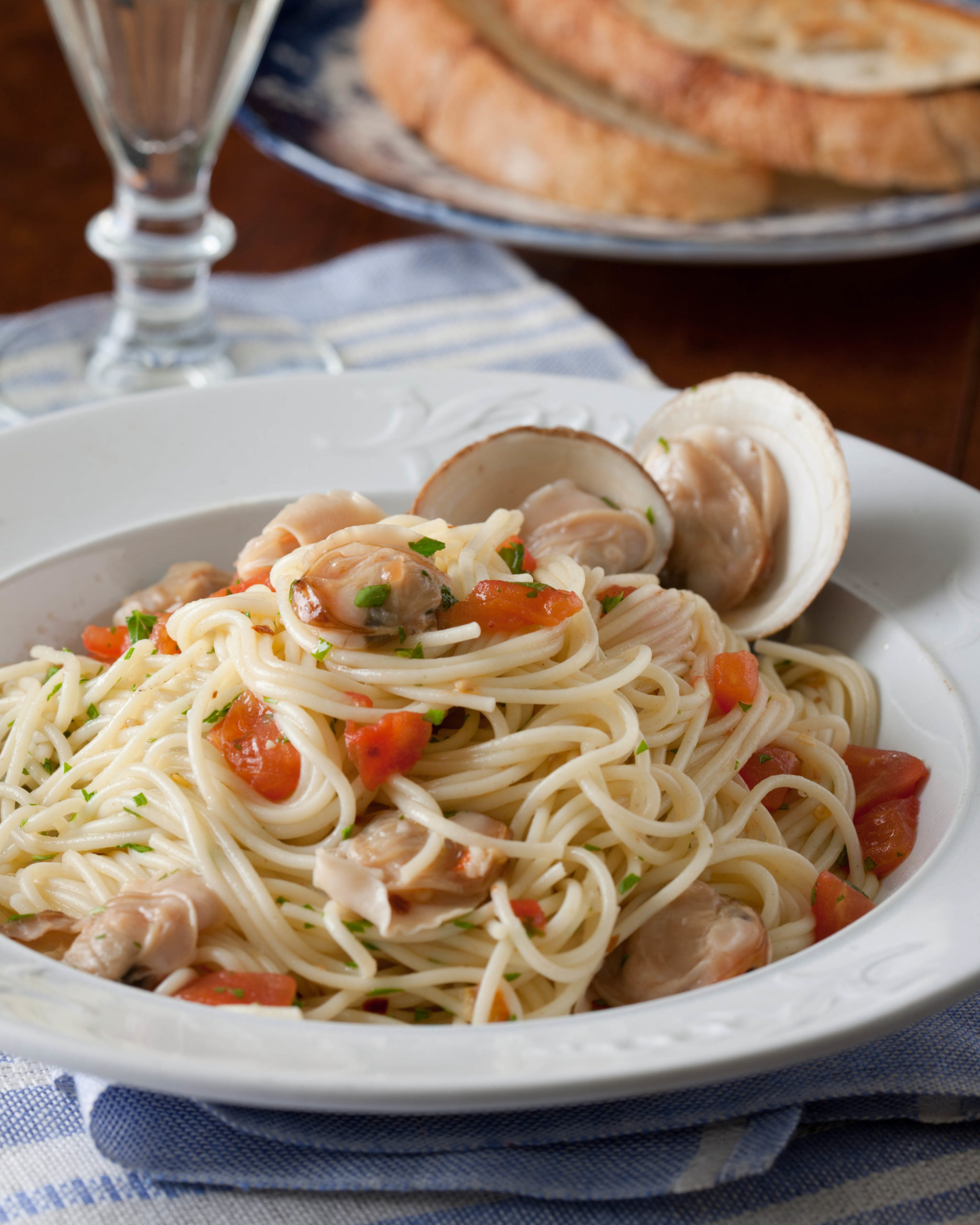 Spaghetti alle Vongole | Ciao Italia